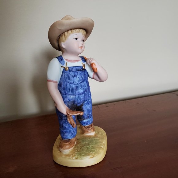 Vintage Boy Figurine, 1980s Porcelain Homco Denim Days children figurines Danny - Picture 7 of 8